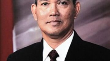 Mantan Wakil Presiden RI ke-6 Jenderal TNI (Purn) Try Sutrisno Wafat di Usia 90 Tahun