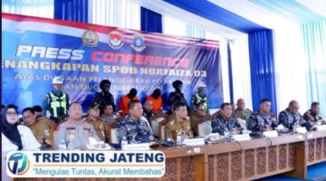 TNI AL Amankan SPOB Nurfaiza 03, 407 Ton Solar Diduga Diangkut Tanpa Dokumen di Perairan Semarang